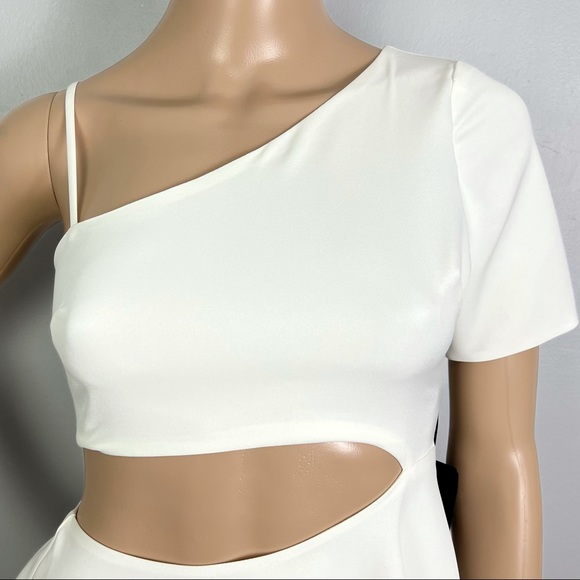 NEW NBD REVOLVE IVORY FIT & FLARE MINI DRESS - Picture 4 of 12